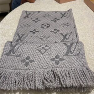 Louis Vuitton Gray Knit Scarf with Monogram